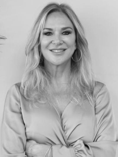 Michelle Hansen, Therapist